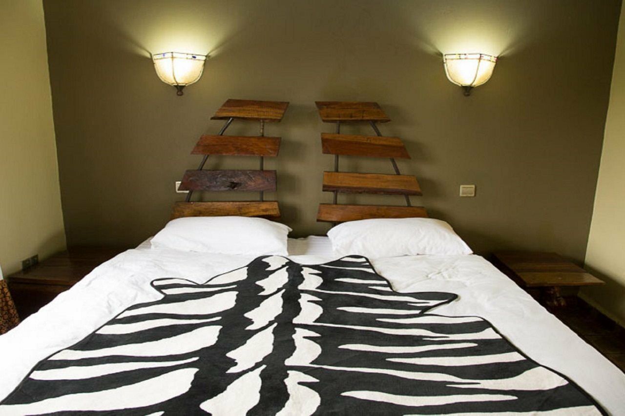 Weru Weru River Lodge Экстерьер фото
