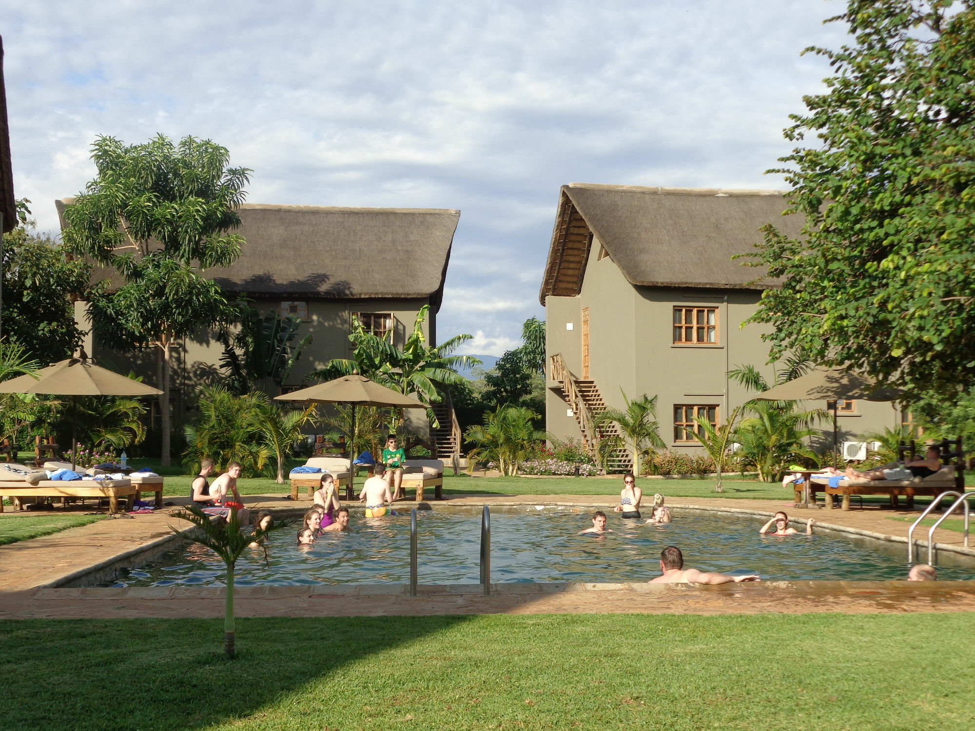 Weru Weru River Lodge Экстерьер фото