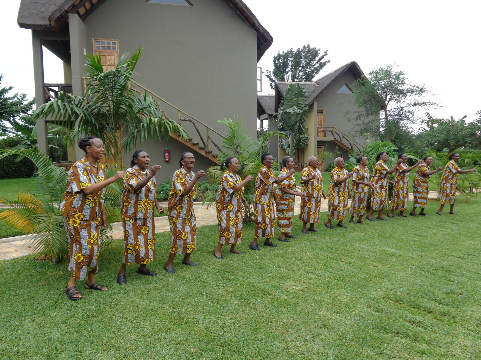 Weru Weru River Lodge Экстерьер фото